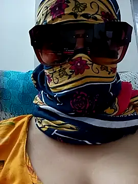 Snapshot of roshni19 chatting on 10-09-25, 11:33 roshni19 online show from 10-09-25, 11:33