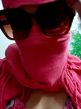 Snapshot of roshni19 chatting on 10-03-25, 09:16 roshni19 online show from 10-03-25, 09:16