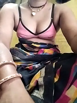 Snapshot of Gopika_Dudi chatting on 10-20-25, 01:40 Gopika Dudi online show from 10-20-25, 01:40