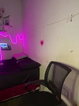 SoftLady S33 online show from 05-20-26, 04:09