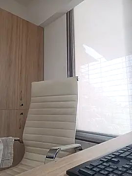 VJ17 online show from 12-19-25, 04:38