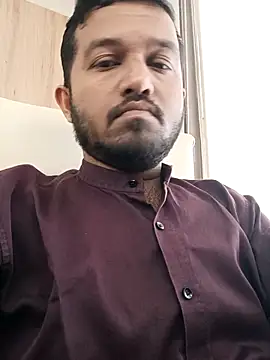 VJ17 online show from 10-28-25, 04:57