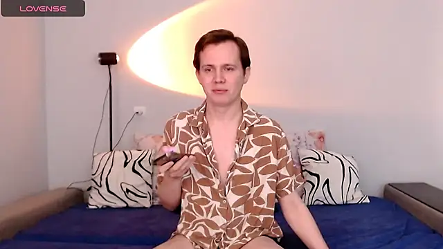 MadisonCharley online show from 06-10-26, 05:41