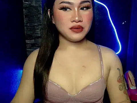 Snapshot of pretty_lassy chatting on 10-14-25, 04:07 pretty lassy online show from 10-14-25, 04:07