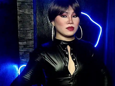 Snapshot of pretty_lassy chatting on 09-17-25, 08:05 pretty lassy online show from 09-17-25, 08:05