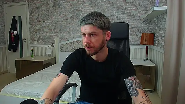JonahShaw online show from 06-16-26, 04:12