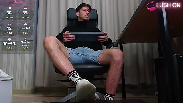 JonahShaw online show from 09-29-25, 04:19