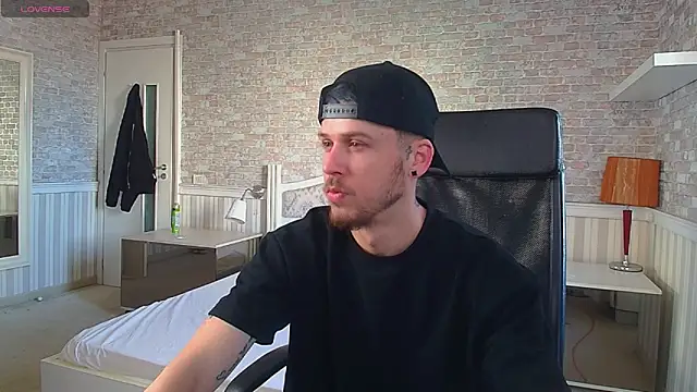 JonahShaw online show from 05-24-26, 04:56
