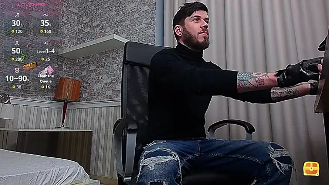 Snapshot of JonahShaw chatting on 02-07-26, 05:26 JonahShaw online show from 02-07-26, 05:26