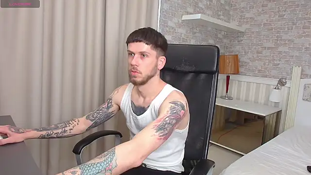 JonahShaw online show from 04-08-26, 04:25