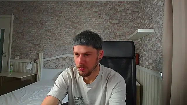 JonahShaw online show from 06-01-26, 04:13