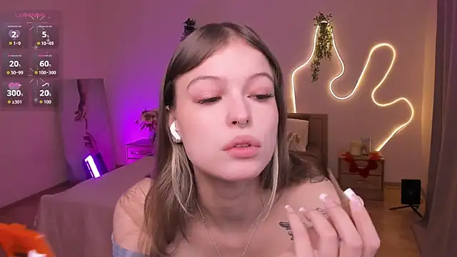 Lisa Blossom online show from 04-22-26, 06:09