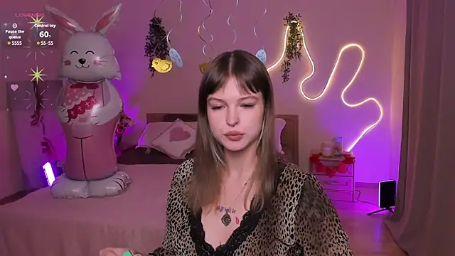 Lisa Blossom online show from 04-03-26, 06:09