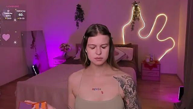 Lisa Blossom online show from 05-20-26, 06:10