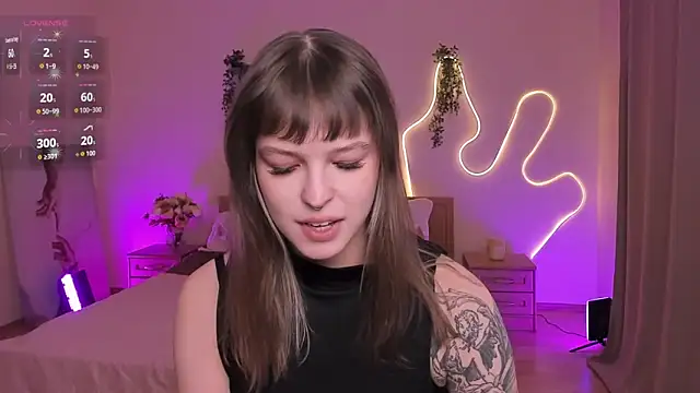 Lisa Blossom online show from 03-17-26, 06:05