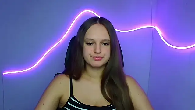 Snapshot of Aurora_White chatting on 09-24-25, 11:17 Aurora White online show from 09-24-25, 11:17