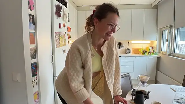 Scorpion Peach online show from 09-16-25, 08:26