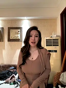 Manson13333 online show from 11-02-25, 04:12