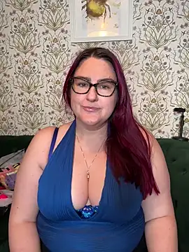 Snapshot of Lacey-BBW chatting on 10-04-25, 10:33 Lacey-BBW online show from 10-04-25, 10:33