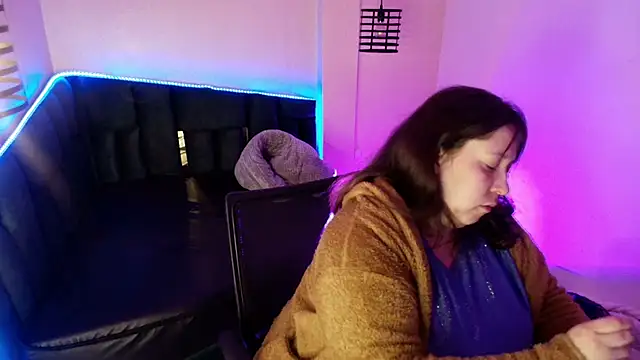  Emily rosee  online show from 12-04-25, 11:20