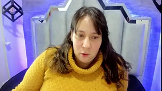 Snapshot of _Emily_rosee_ chatting on 10-13-25, 12:18  Emily rosee  online show from 10-13-25, 12:18