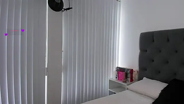 VictoriaParkeer online show from 02-24-26, 01:01