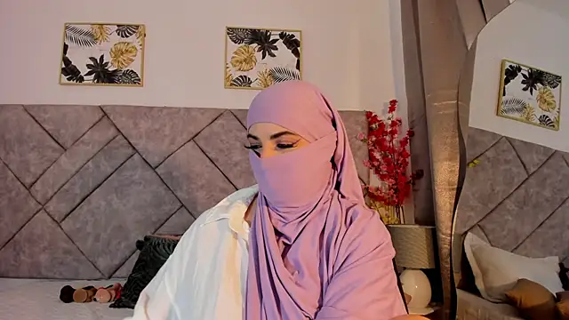 Snapshot of najwa__ chatting on 06-09-26, 05:52 najwa online show from 06-09-26, 05:52