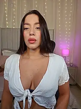AriadnaTaylor online show from 05-22-26, 06:28