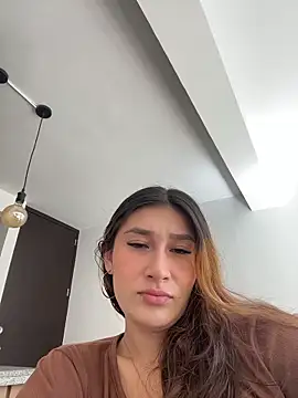 Snapshot of Isa_Villamarin chatting on 10-09-25, 02:39 Isa Villamarin online show from 10-09-25, 02:39