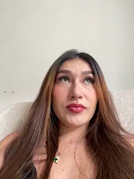 Snapshot of Isa_Villamarin chatting on 09-13-25, 07:58 Isa Villamarin online show from 09-13-25, 07:58