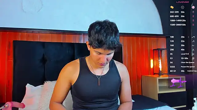 Leo Savage  online show from 05-04-26, 04:38