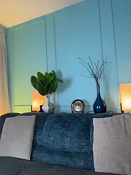 Leo Savage  online show from 03-31-26, 04:14