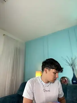 Leo Savage  online show from 03-10-26, 03:10