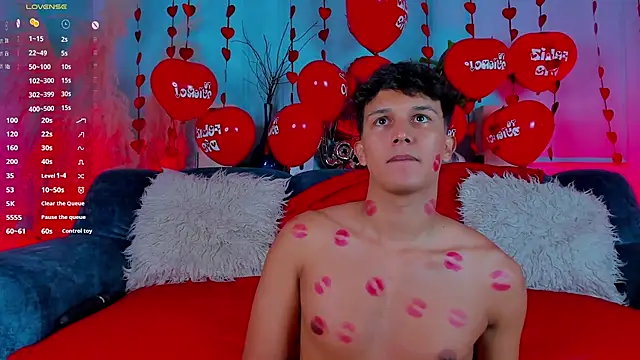 Leo Savage  online show from 02-15-26, 04:13