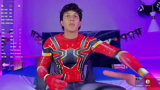 Leo Savage  online show from 10-27-25, 04:02