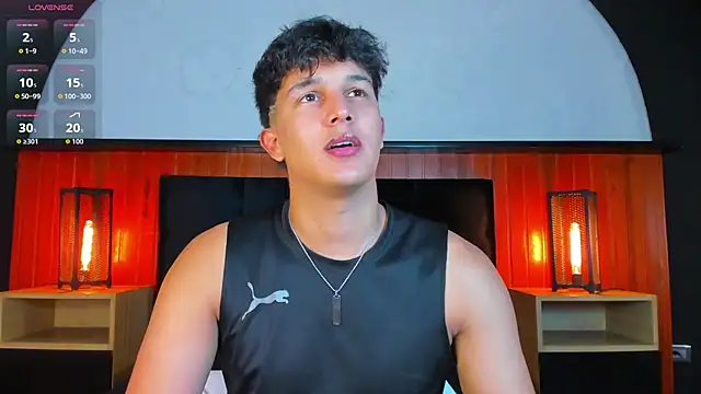 Leo Savage  online show from 05-31-26, 04:18