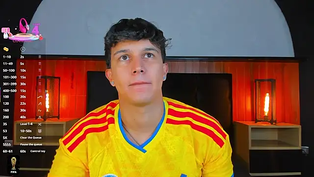Snapshot of Leo_Savage_ chatting on 06-16-26, 04:34 Leo Savage online show from 06-16-26, 04:34