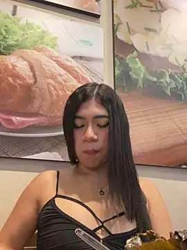 Snapshot of LiaSaenz27 chatting on 10-03-25, 03:35 LiaSaenz27 online show from 10-03-25, 03:35