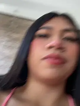 Snapshot of LiaSaenz27 chatting on 09-09-25, 02:59 LiaSaenz27 online show from 09-09-25, 02:59