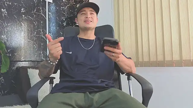 Alexander ferre online show from 04-10-26, 01:29