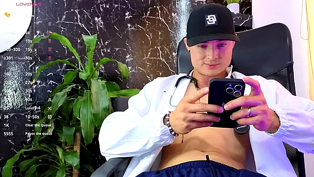 Alexander ferre online show from 09-25-25, 02:45