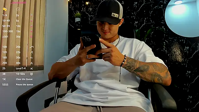 Alexander ferre online show from 10-06-25, 02:29