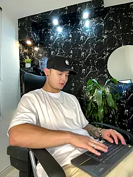 Alexander ferre online show from 01-06-26, 01:04