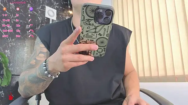 Alexander ferre online show from 04-11-26, 01:15