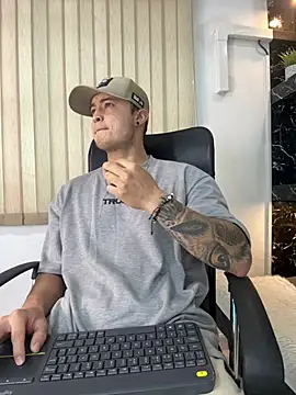 Snapshot of Alexander_ferre chatting on 06-16-26, 12:16 Alexander ferre online show from 06-16-26, 12:16