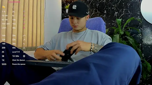 Alexander ferre online show from 09-27-25, 06:14