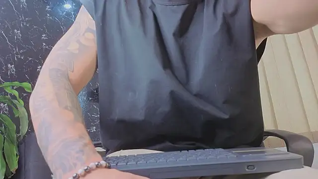 Alexander ferre online show from 01-15-26, 01:14