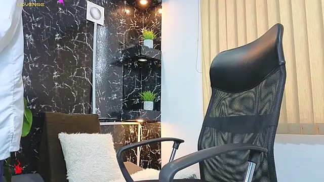 Alexander ferre online show from 03-17-26, 01:47