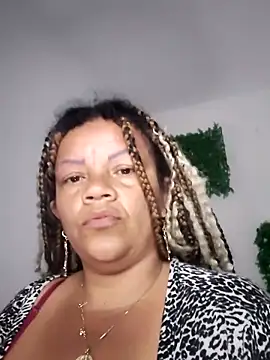 Snapshot of Eva_Luxei chatting on 02-13-26, 06:02 Eva Luxei online show from 02-13-26, 06:02