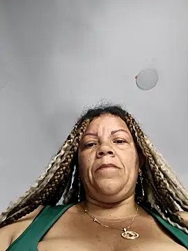 Snapshot of Eva_Luxei chatting on 02-19-26, 07:27 Eva Luxei online show from 02-19-26, 07:27